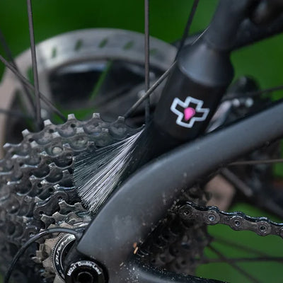 DRIVE TRAIN BRUSH