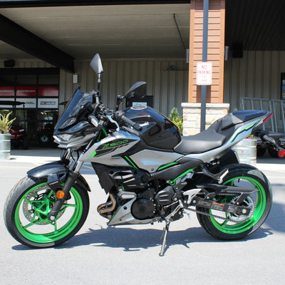 2025 KAWASAKI Z500 SE
