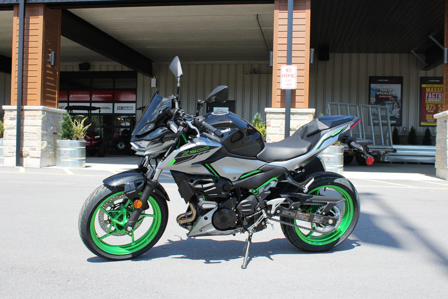 2025 KAWASAKI Z500 SE