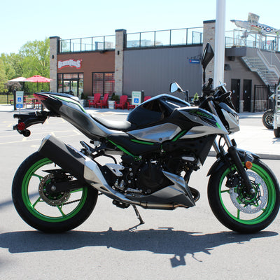 2025 KAWASAKI Z500 SE