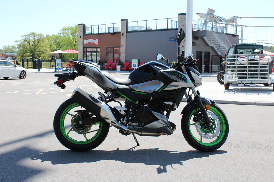 2025 KAWASAKI Z500 SE