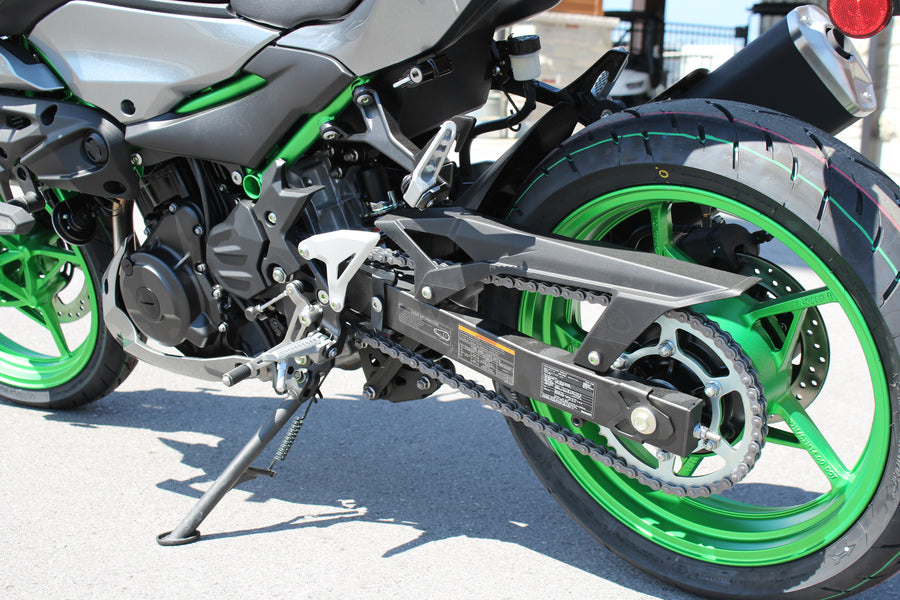 2025 KAWASAKI Z500 SE