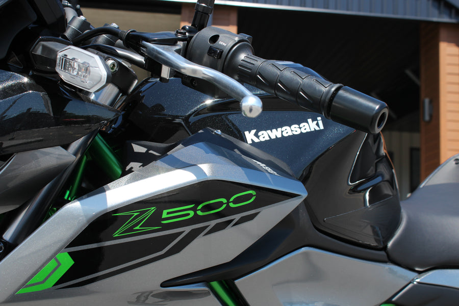 2025 KAWASAKI Z500 SE