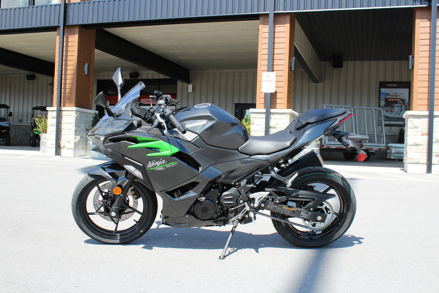 2025 KAWASAKI NINJA 500