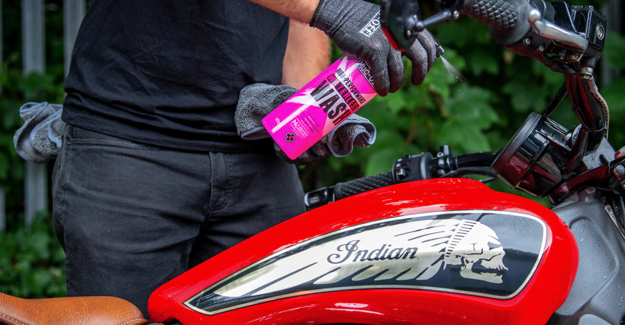 MUC-OFF WATERLESS WASH & PROTECT KIT
