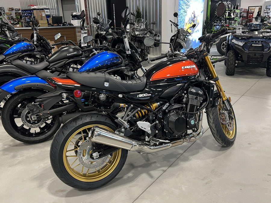 2026 KAWASAKI Z900RS SE