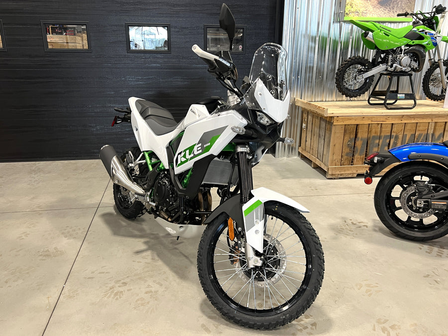 2026 KAWASAKI KLE500 SE