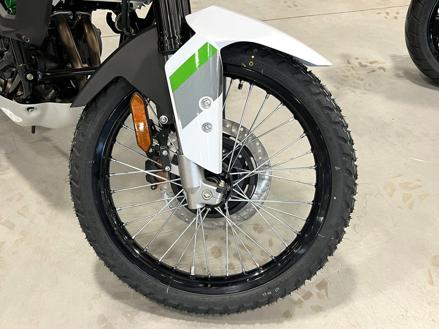 2026 KAWASAKI KLE500 SE