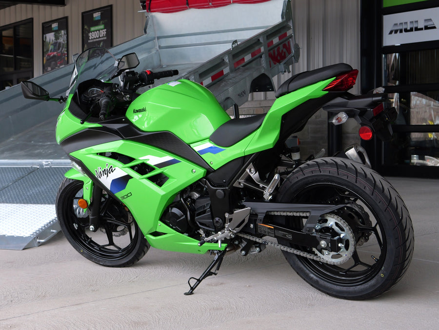 2026 KAWASAKI NINJA 300