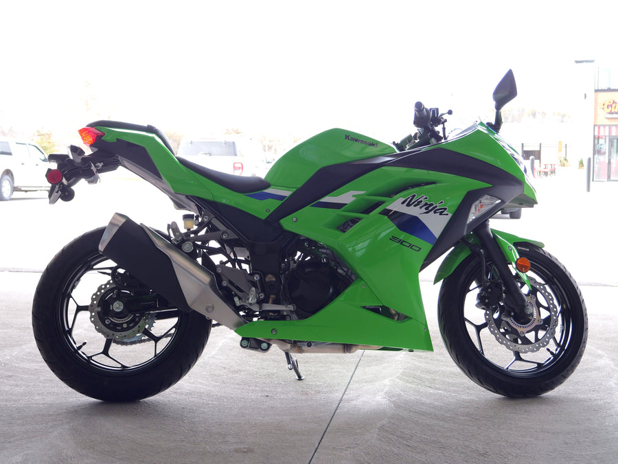 2026 KAWASAKI NINJA 300