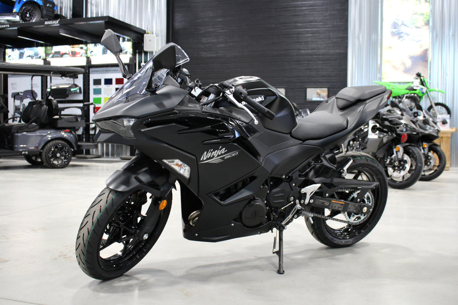 2026 KAWASAKI NINJA 500