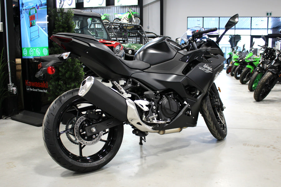 2026 KAWASAKI NINJA 500
