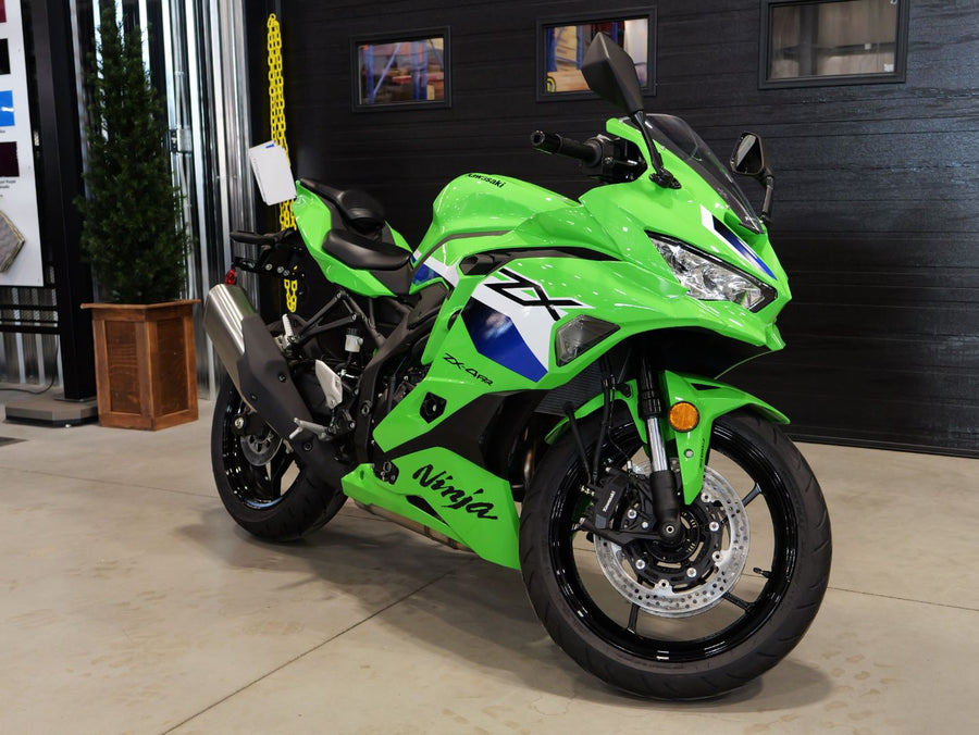 2026 KAWASAKI NINJA ZX-4RR