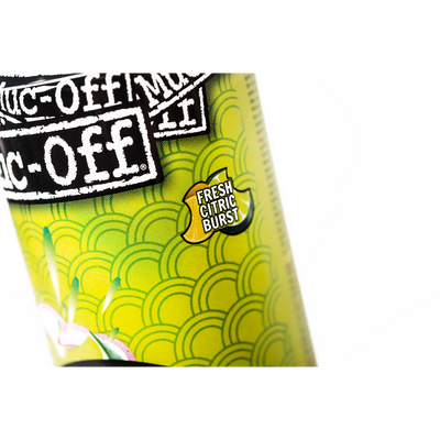 MUC-OFF HELMET FRESHENER FOAM ((AEROSOL))